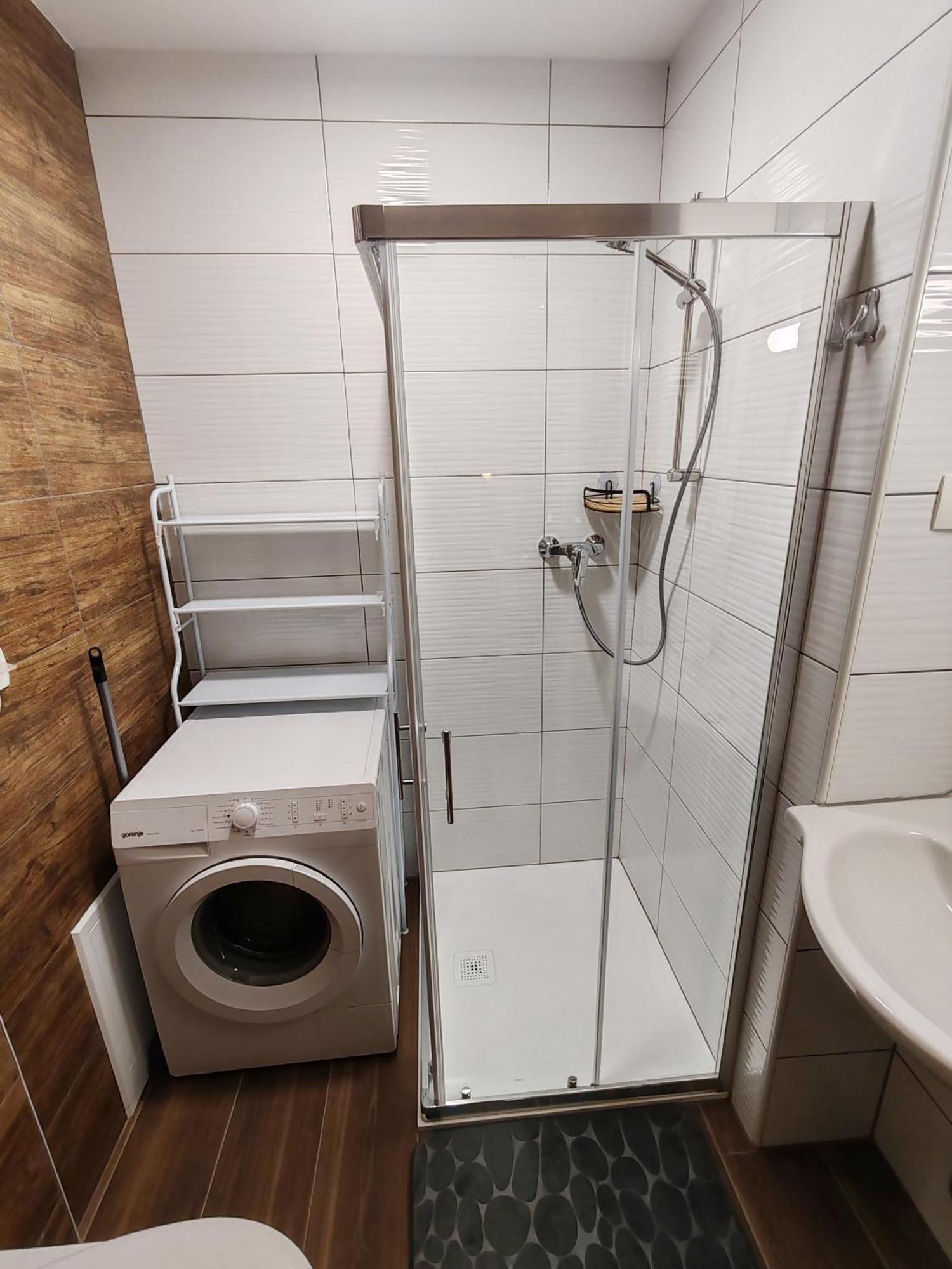 Apartments Malivojevic Zirovnica Eksteriør bilde