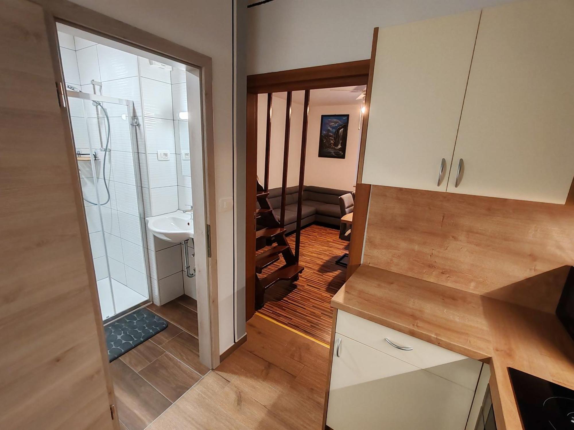 Apartments Malivojevic Zirovnica Eksteriør bilde